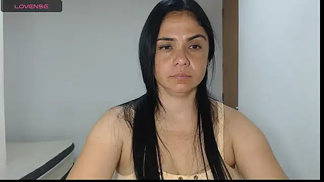 selena ferri online show from 10/25/25, 02:19