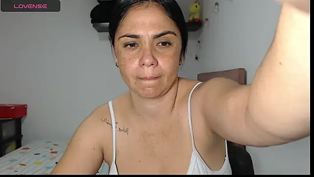 selena ferri online show from 11/10/25, 12:31