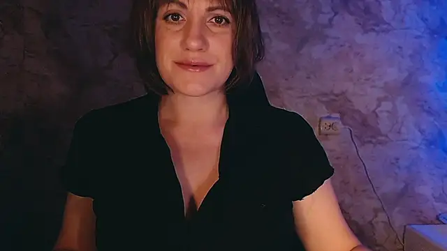 Snapshot of _letty_ chatting on 12/19/24, 08:34 letty online show from 12/19/24, 08:34