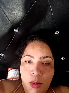 Snapshot of NIKOLE1301 chatting on 01/18/25, 04:42 NIKOLE1301 online show from 01/18/25, 04:42