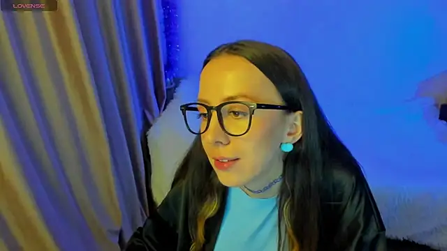 CurlySteph online show from 10/24/25, 05:53