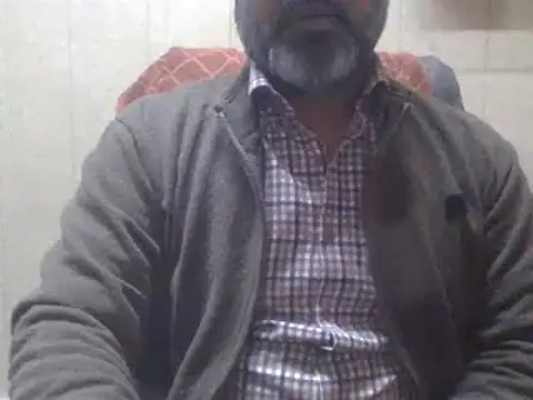 hairymaster95 online show from 12/24/24, 04:11