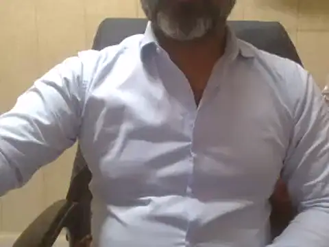 hairymaster95 online show from 02/12/25, 07:13