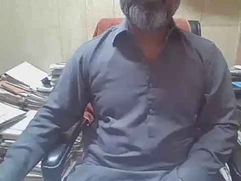 hairymaster95 online show from 11/18/25, 04:17