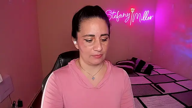 Snapshot of stefany_miller77 chatting on 01/10/25, 03:48 stefany miller77 online show from 01/10/25, 03:48