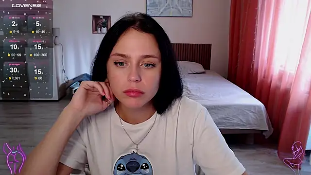 Megan Nilson online show from 10/12/25, 07:18