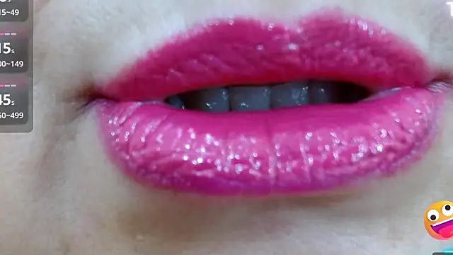 Snapshot of Kerly_Doll chatting on 12/22/24, 04:48 Kerly Doll online show from 12/22/24, 04:48