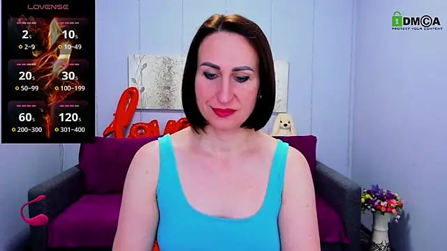 Snapshot of Nia_Smithh chatting on 03/11/25, 01:23 Nia Smithh online show from 03/11/25, 01:23