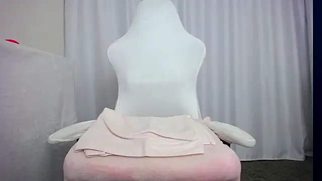 faceless  online show from 11/03/25, 12:06