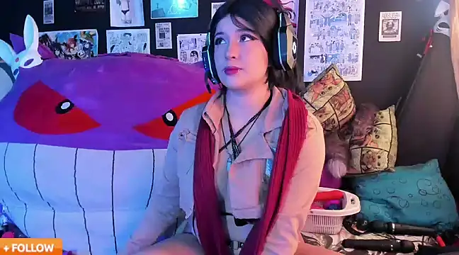 Snapshot of Emilythemachine chatting on 03/06/25, 03:13 Emilythemachine online show from 03/06/25, 03:13