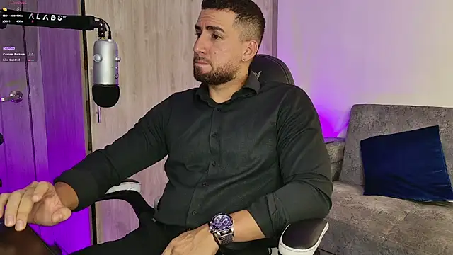 Snapshot of mr_david_cox chatting on 02/16/25, 12:41 mr david cox online show from 02/16/25, 12:41