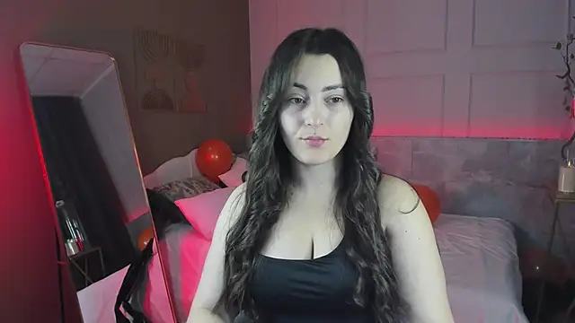 KylieMellow online show from 11/01/25, 05:20