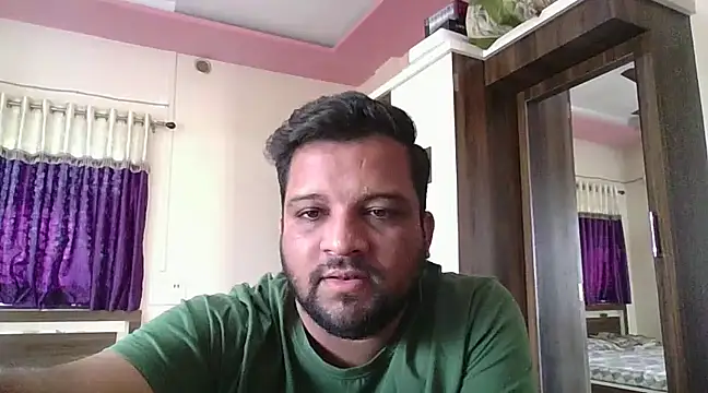 Snapshot of dhruv_love chatting on 02/07/25, 04:16 dhruv love online show from 02/07/25, 04:16