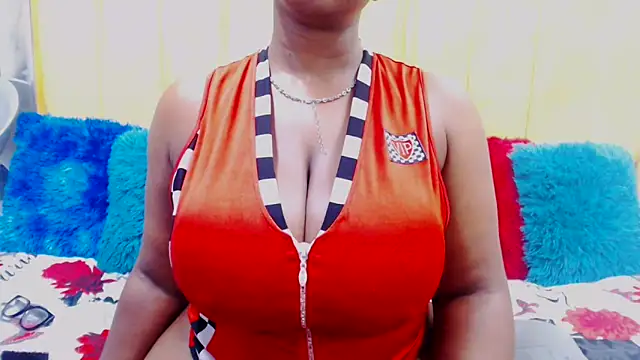 Bustydiva88 online show from 12/15/24, 05:31