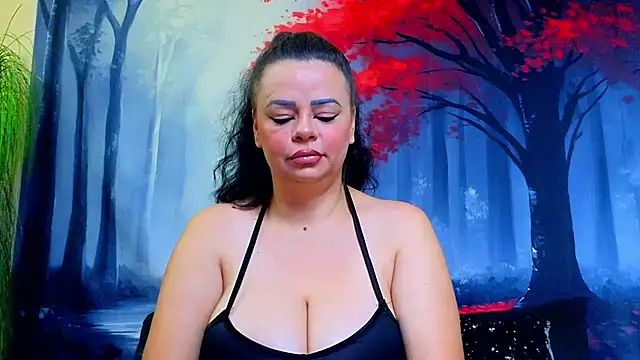 ElizabethEven online show from 10/25/25, 03:25