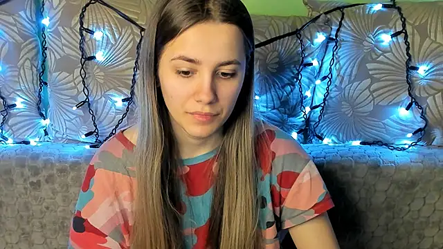 Snapshot of MaggieCake chatting on 02/22/25, 04:40 MaggieCake online show from 02/22/25, 04:40