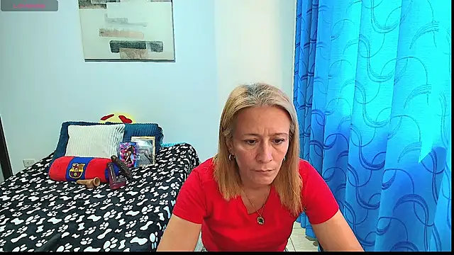 Snapshot of Naty_Stone chatting on 01/23/25, 09:39 Naty Stone online show from 01/23/25, 09:39