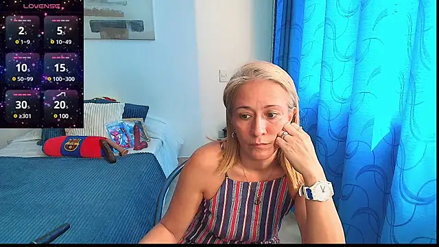 Snapshot of Naty_Stone chatting on 02/03/25, 09:18 Naty Stone online show from 02/03/25, 09:18
