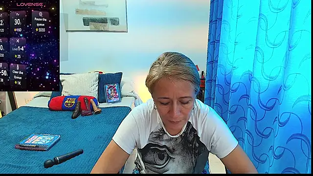 Snapshot of Naty_Stone chatting on 02/26/25, 08:00 Naty Stone online show from 02/26/25, 08:00