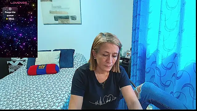 Snapshot of Naty_Stone chatting on 03/18/25, 08:26 Naty Stone online show from 03/18/25, 08:26
