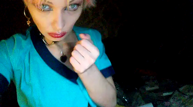 WildMissNiks online show from 12/03/24, 11:55