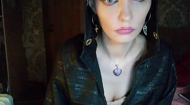 WildMissNiks online show from 12/09/24, 11:36