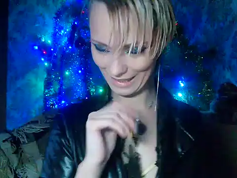 WildMissNiks online show from 12/28/24, 10:58