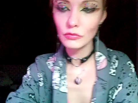 WildMissNiks online show from 01/18/25, 04:42