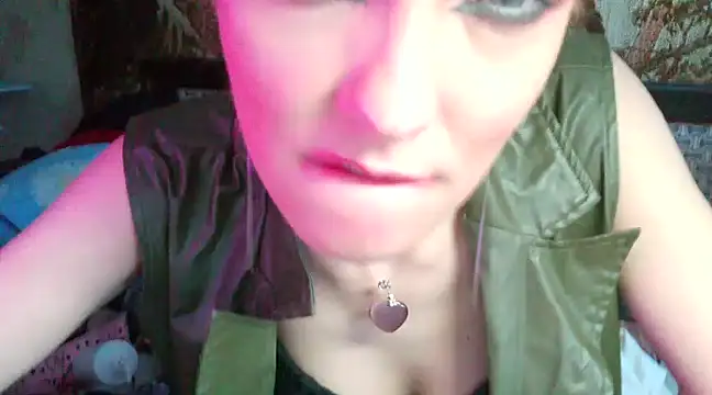 WildMissNiks online show from 02/18/25, 02:38