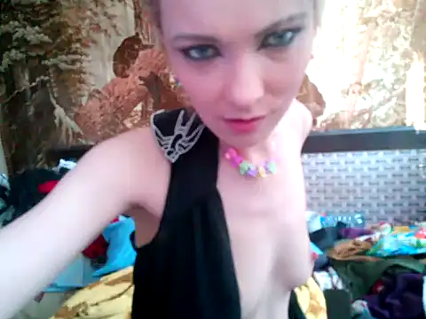 WildMissNiks online show from 02/23/25, 10:28