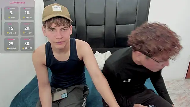 javieryalejandro online show from 10/27/25, 02:54