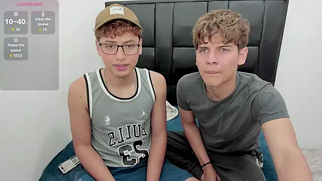 javieryalejandro online show from 10/29/25, 03:14