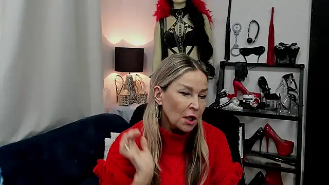 crystaLUX online show from 01/23/25, 11:48