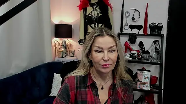 crystaLUX online show from 03/07/25, 06:02