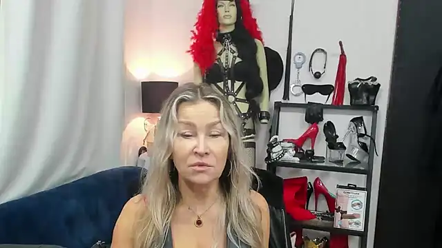 crystaLUX online show from 10/29/25, 05:10