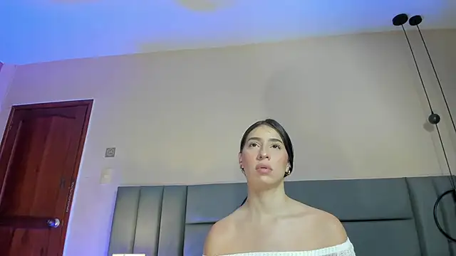 Christy Sea online show from 10/10/25, 06:40