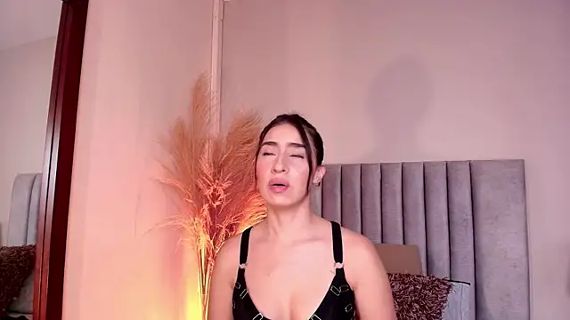 Christy Sea online show from 10/30/25, 06:19