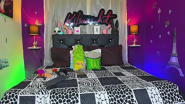 Snapshot of kilian_hot chatting on 01/24/25, 05:42 kilian hot online show from 01/24/25, 05:42