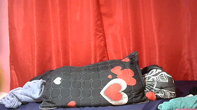 Snapshot of boobynatz chatting on 12/11/24, 12:55 boobynatz online show from 12/11/24, 12:55