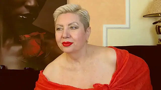 Snapshot of LadyPosh chatting on 01/07/25, 10:08 LadyPosh online show from 01/07/25, 10:08