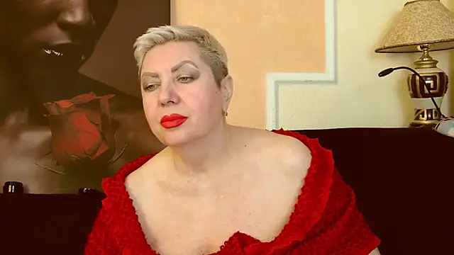 Snapshot of LadyPosh chatting on 02/21/25, 09:54 LadyPosh online show from 02/21/25, 09:54