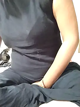 Snapshot of Yoursejal chatting on 11/06/25, 01:12 Yoursejal online show from 11/06/25, 01:12