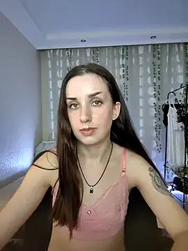 Snapshot of FranceskoJones chatting on 09/09/25, 04:06 FranceskoJones online show from 09/09/25, 04:06