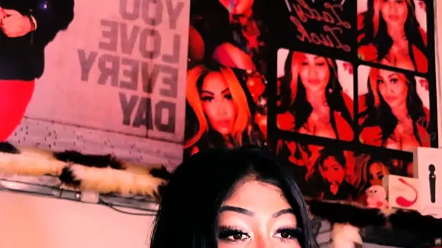 indian dreamgirl online show from 09/28/25, 12:43