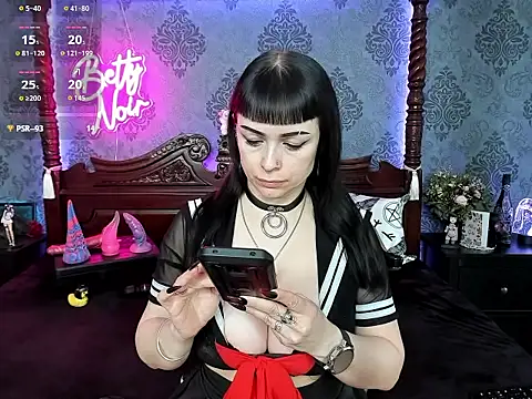 BettyNoir online show from 10/04/25, 07:28