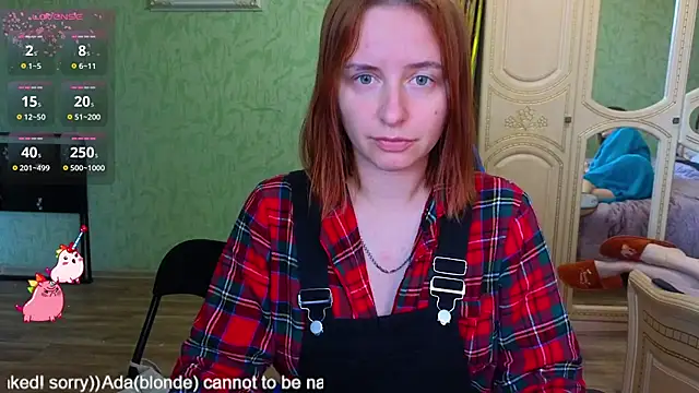 Snapshot of DanaMartina chatting on 10/09/25, 10:13 DanaMartina online show from 10/09/25, 10:13