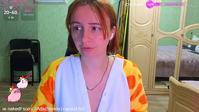 Snapshot of DanaMartina chatting on 10/16/25, 05:19 DanaMartina online show from 10/16/25, 05:19