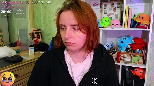 Snapshot of DanaMartina chatting on 11/15/25, 12:52 DanaMartina online show from 11/15/25, 12:52