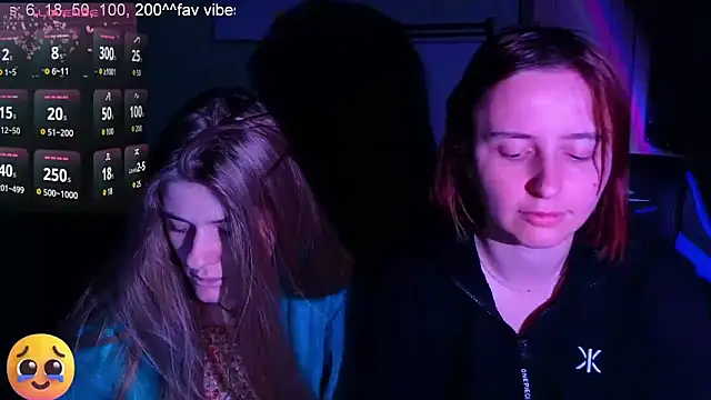 Snapshot of DanaMartina chatting on 11/18/25, 02:43 DanaMartina online show from 11/18/25, 02:43