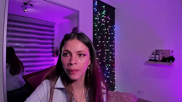 Snapshot of GABY_DAVIS chatting on 12/10/24, 04:24 GABY DAVIS online show from 12/10/24, 04:24
